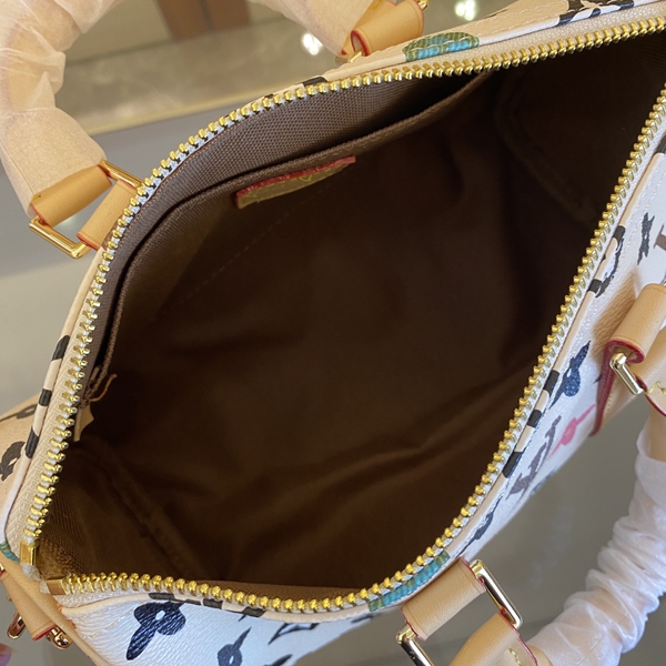 ルイヴィトンバッグ角部分ディテール